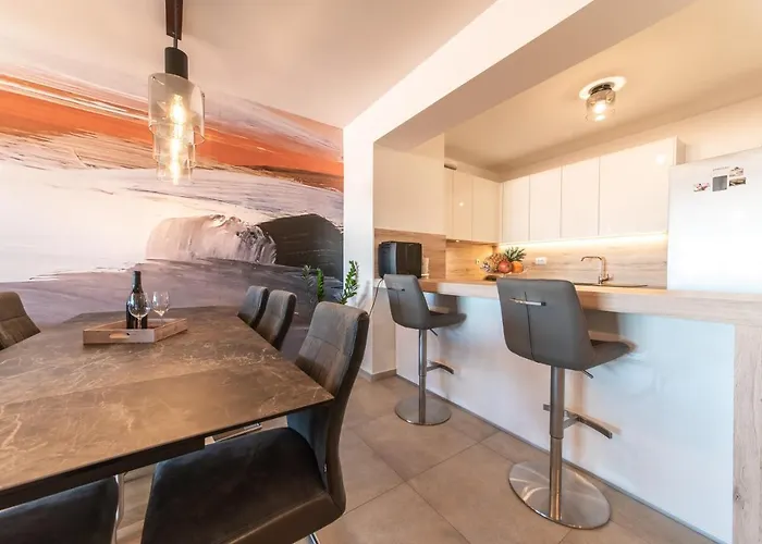 Bella Διαμέρισμα *